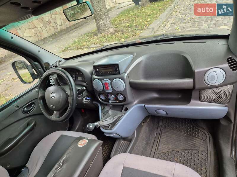 Мінівен Fiat Doblo 2005 в Львові
