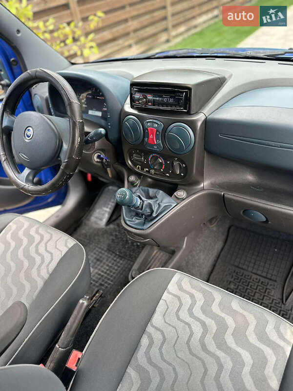 Минивэн Fiat Doblo 2003 в Луцке