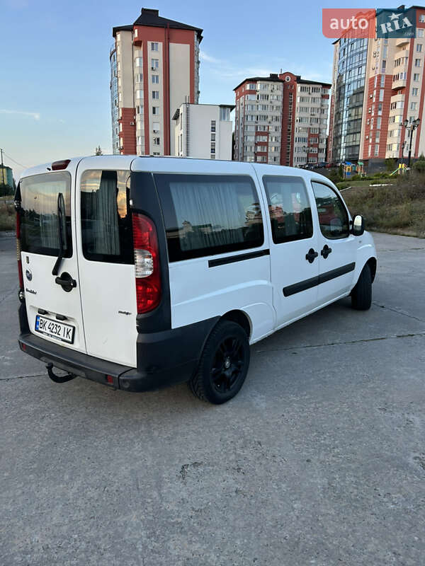 Минивэн Fiat Doblo 2008 в Вараше