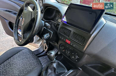 Вантажний фургон Fiat Doblo 2011 в 