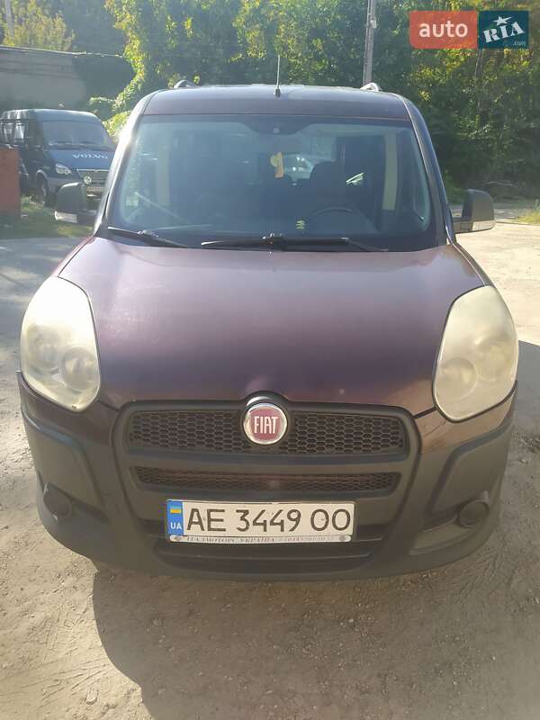 Минивэн Fiat Doblo 2013 в 