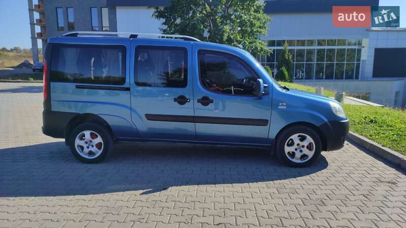 Минивэн Fiat Doblo 2009 в Новоселице