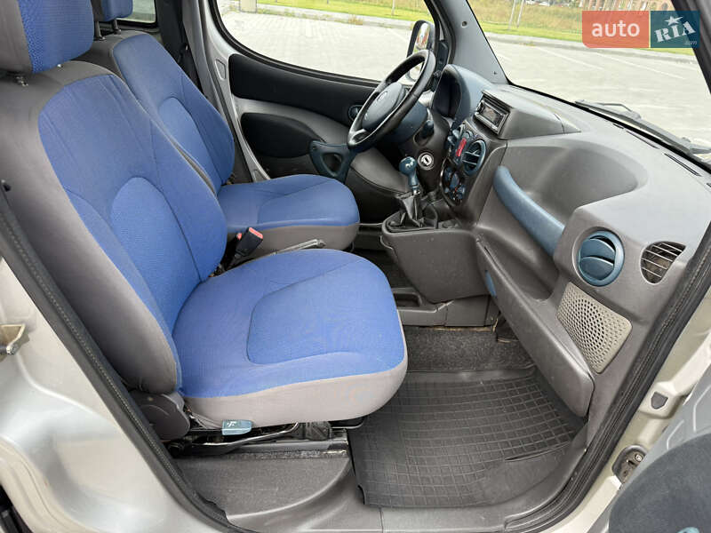 Минивэн Fiat Doblo 2005 в Ирпене