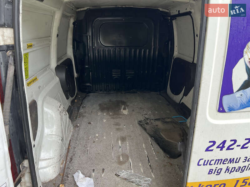 Грузовой фургон Fiat Doblo 2010 в Львове