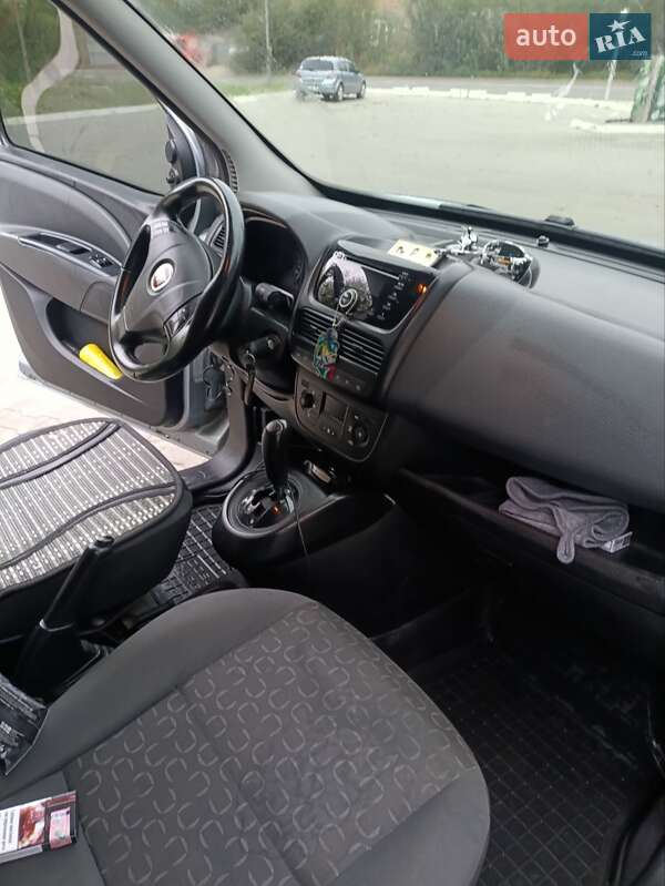 Минивэн Fiat Doblo 2012 в Сторожинце