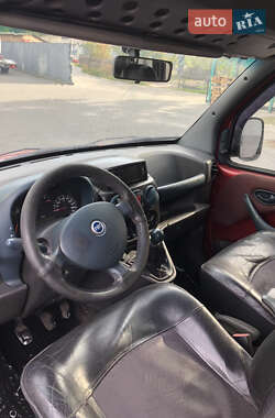 Минивэн Fiat Doblo 2002 в 