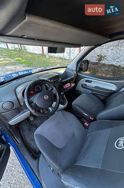 Минивэн Fiat Doblo 2009 в 