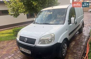 Вантажний фургон Fiat Doblo 2006 в Дніпрі