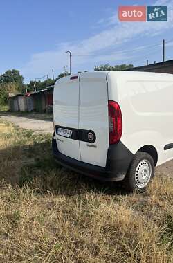 Грузовой фургон Fiat Doblo 2017 в 