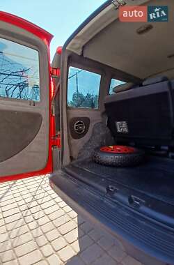 Минивэн Fiat Doblo 2008 в 