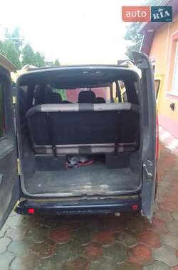 Минивэн Fiat Doblo 2006 в 