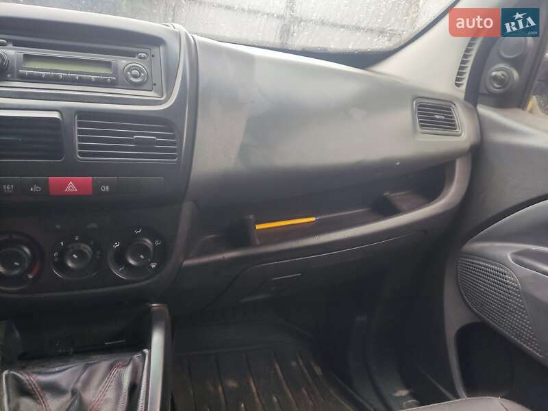 Грузовой фургон Fiat Doblo 2013 в Киеве