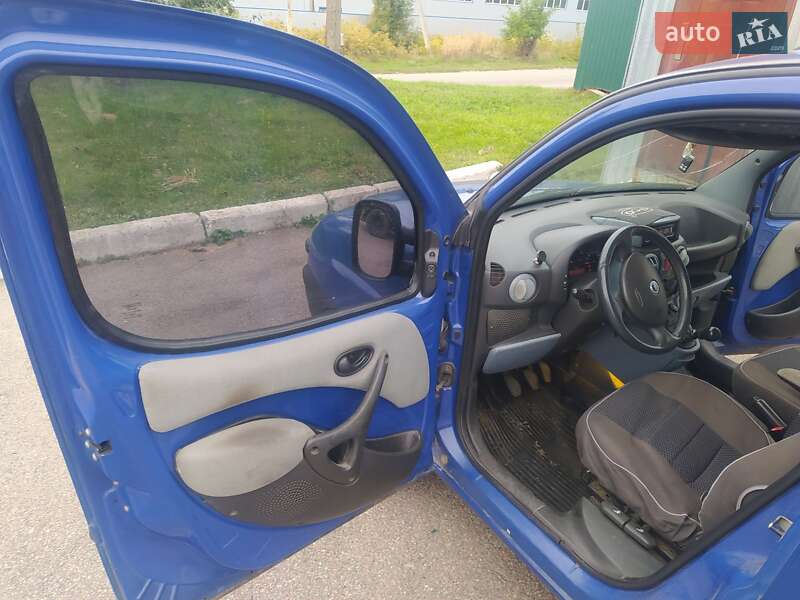 Минивэн Fiat Doblo 2004 в Белой Церкви