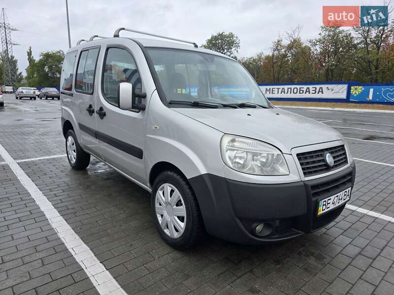 Минивэн Fiat Doblo 2006 в Николаеве