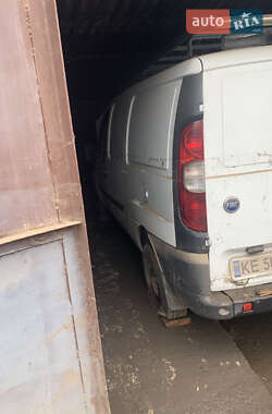 Грузовой фургон Fiat Doblo 2006 в 