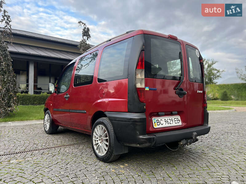 Минивэн Fiat Doblo 2001 в Жовкве