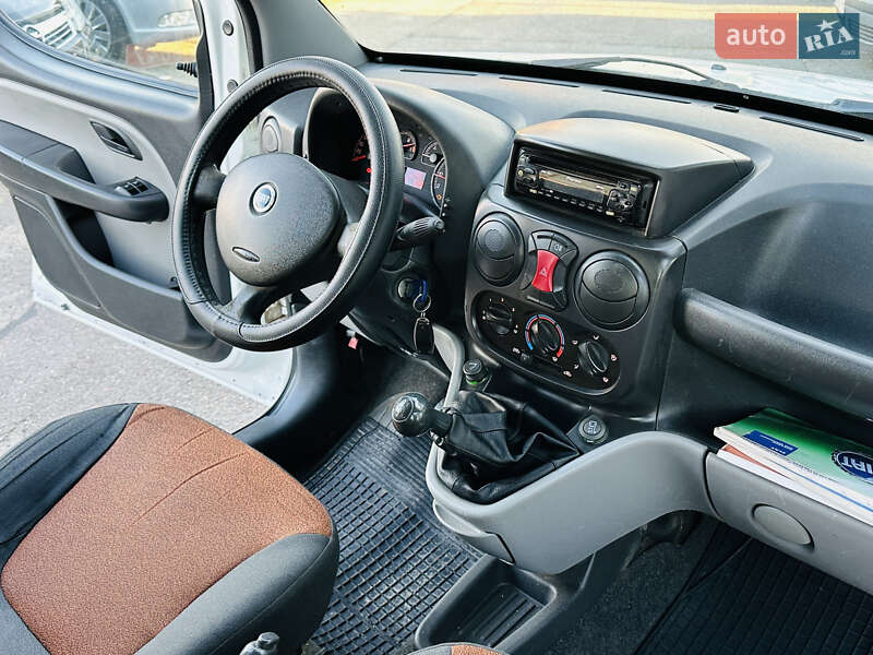 Минивэн Fiat Doblo 2007 в Харькове