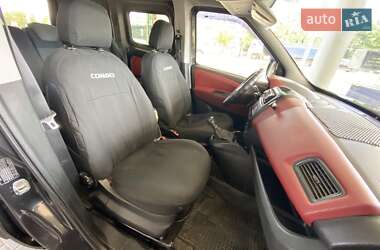 Минивэн Fiat Doblo 2010 в 