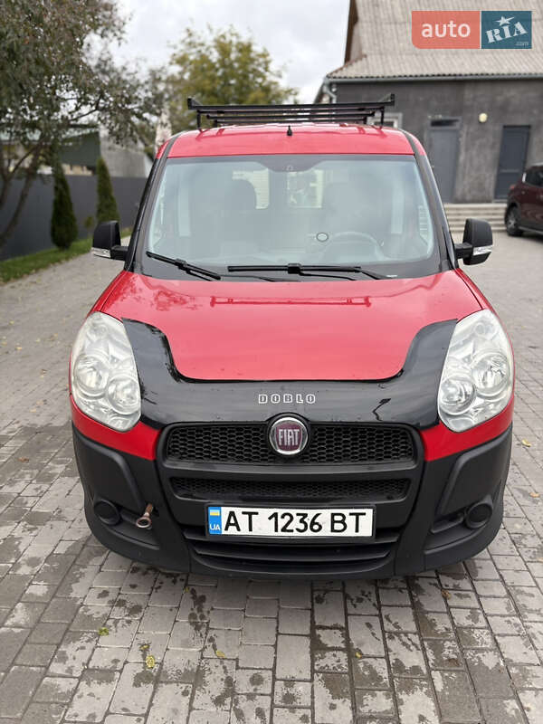 Грузовой фургон Fiat Doblo 2012 в 