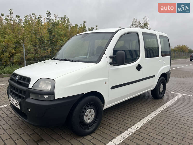 Минивэн Fiat Doblo 2005 в Дубно