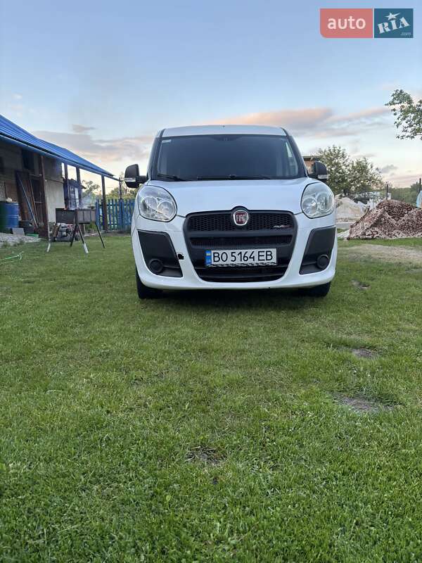 Грузовой фургон Fiat Doblo 2011 в 