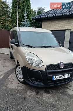Мінівен Fiat Doblo 2011 в Рівному
