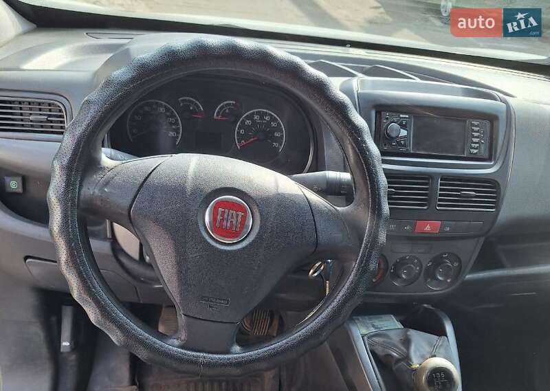 Грузовой фургон Fiat Doblo 2012 в Киеве фото 11 Грузовой фургон Fiat Doblo 2012 в Киеве