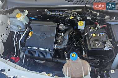 Грузовой фургон Fiat Doblo 2013 в 