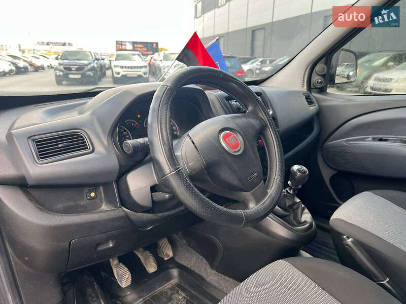 Мінівен Fiat Doblo 2011 в Львові