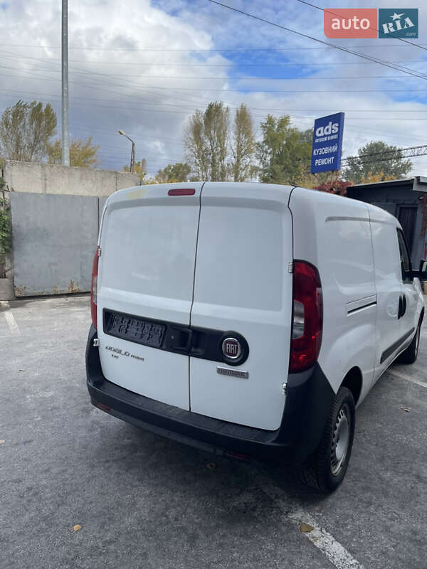 Вантажний фургон Fiat Doblo 2017 в Києві