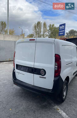Грузовой фургон Fiat Doblo 2017 в 