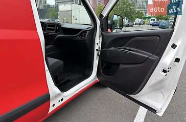 Вантажний фургон Fiat Doblo 2017 в 