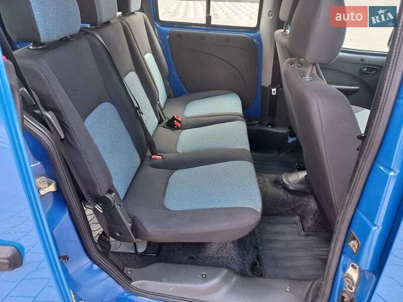 Мінівен Fiat Doblo 2011 в Львові