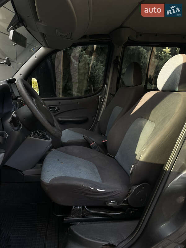 Мінівен Fiat Doblo 2011 в Одесі фото 10 Мінівен Fiat Doblo 2011 в Одесі
