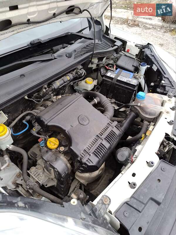 Грузовой фургон Fiat Doblo 2011 в Василькове