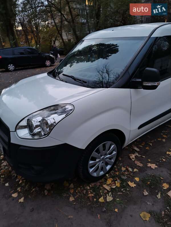 Грузовой фургон Fiat Doblo 2011 в Василькове