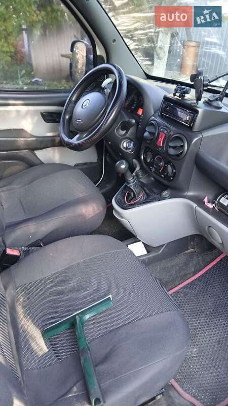 Мінівен Fiat Doblo 2007 в Тучині фото 4 Мінівен Fiat Doblo 2007 в Тучині