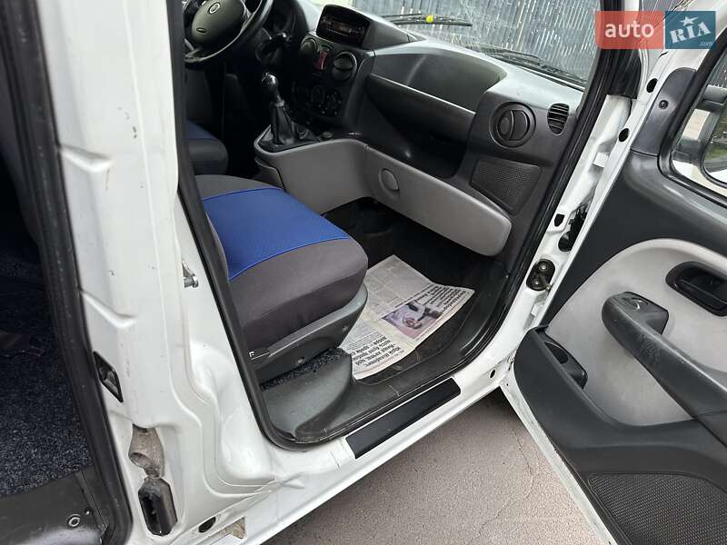 Мінівен Fiat Doblo 2007 в Рівному фото 21 Мінівен Fiat Doblo 2007 в Рівному
