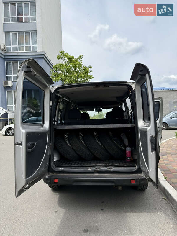 Мінівен Fiat Doblo 2007 в Петропавлівській Борщагівці