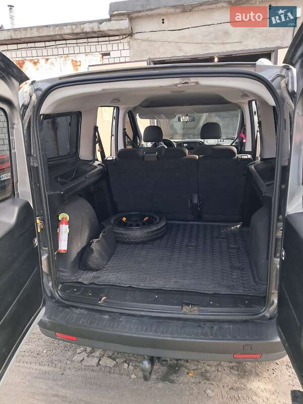 Минивэн Fiat Doblo 2017 в Киеве фото 19 Минивэн Fiat Doblo 2017 в Киеве