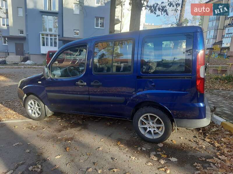 Минивэн Fiat Doblo 2008 в Киеве фото 5 Минивэн Fiat Doblo 2008 в Киеве