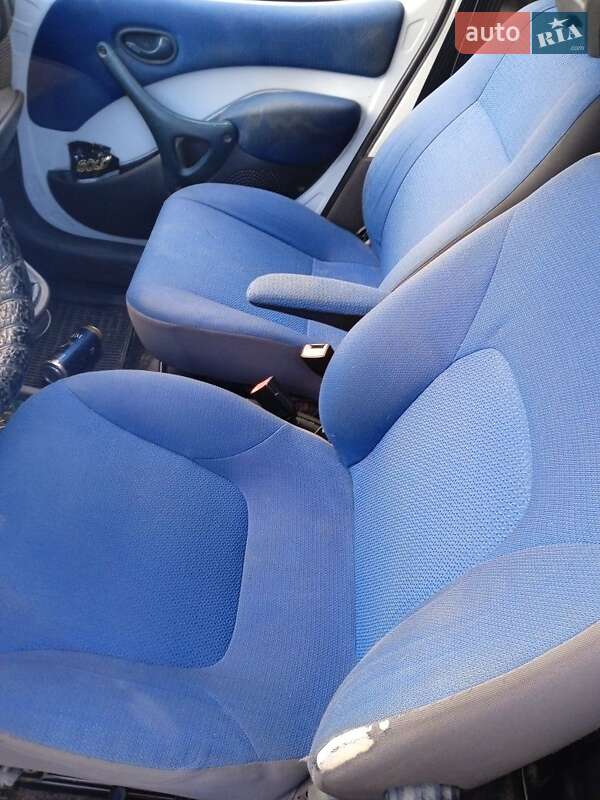 Грузовой фургон Fiat Doblo 2003 в Кельменцах