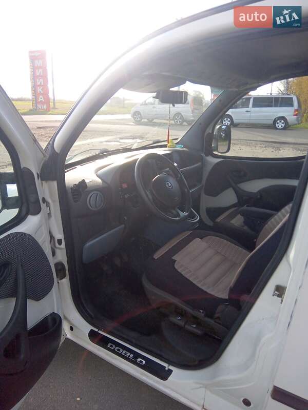 Минивэн Fiat Doblo 2004 в Березному фото 5 Минивэн Fiat Doblo 2004 в Березному
