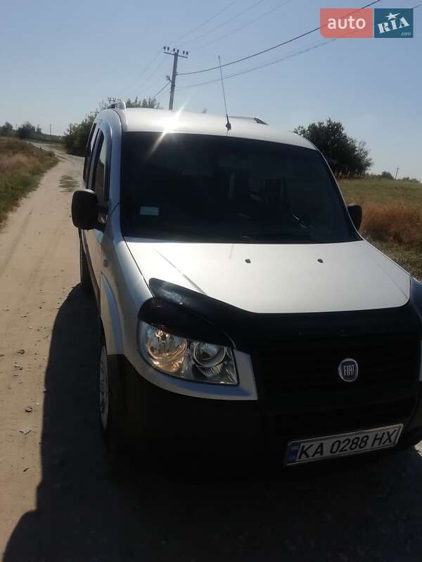 Мінівен Fiat Doblo 2012 в Дніпрі фото 2 Мінівен Fiat Doblo 2012 в Дніпрі