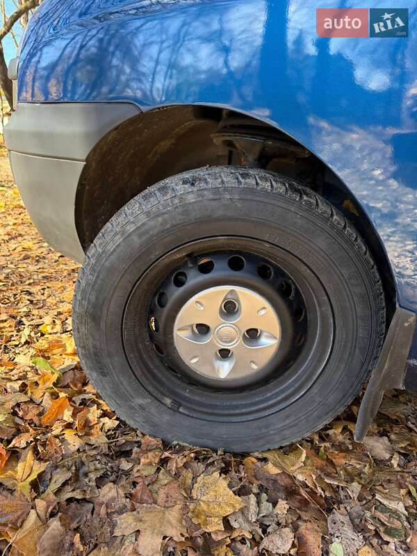 Минивэн Fiat Doblo 2003 в Борщеве