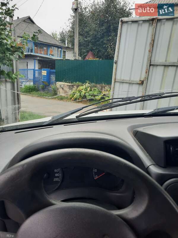 Грузовой фургон Fiat Doblo 2007 в Богуславе фото 4 Грузовой фургон Fiat Doblo 2007 в Богуславе