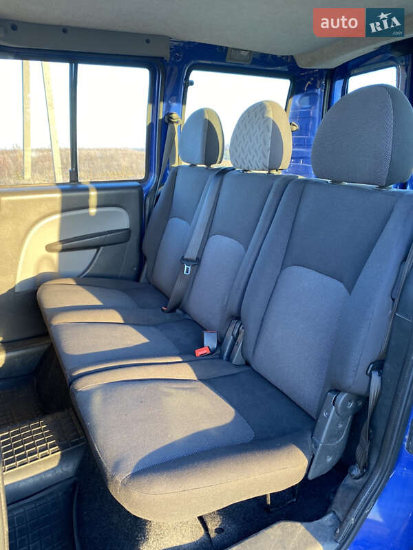 Мінівен Fiat Doblo 2006 в Рівному
