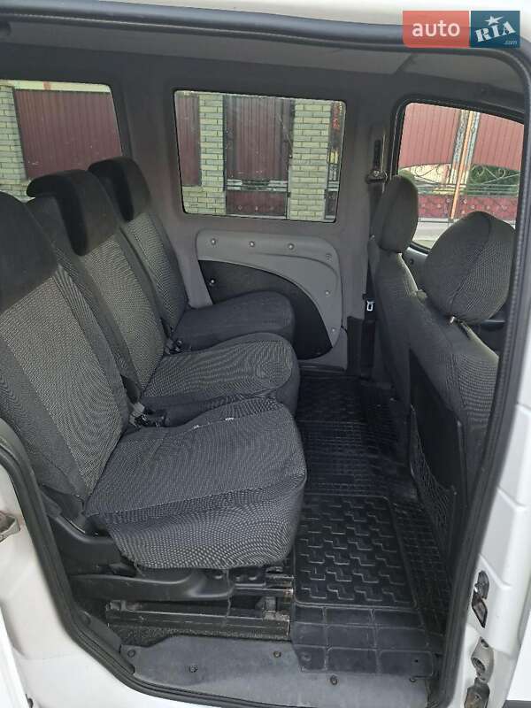 Мінівен Fiat Doblo 2008 в Тернополі фото 9 Мінівен Fiat Doblo 2008 в Тернополі