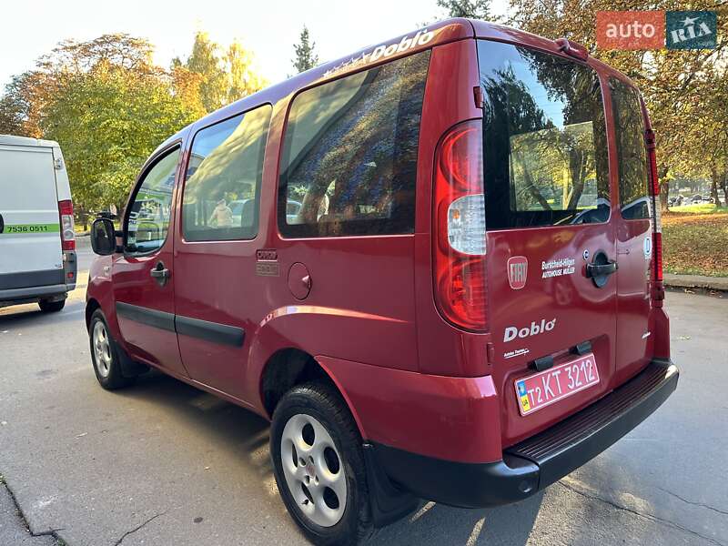 Мінівен Fiat Doblo 2006 в Рівному фото 7 Мінівен Fiat Doblo 2006 в Рівному