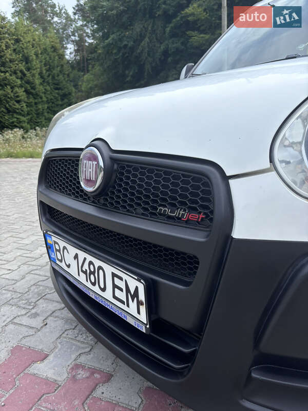 Минивэн Fiat Doblo 2011 в Ивано-Франково фото 12 Минивэн Fiat Doblo 2011 в Ивано-Франково